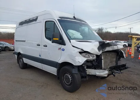 2021 Mercedes-Benz Sprinter 2500 Standard Roof I4 from USA, damaged, VIN W1Y40BHY5MT072514